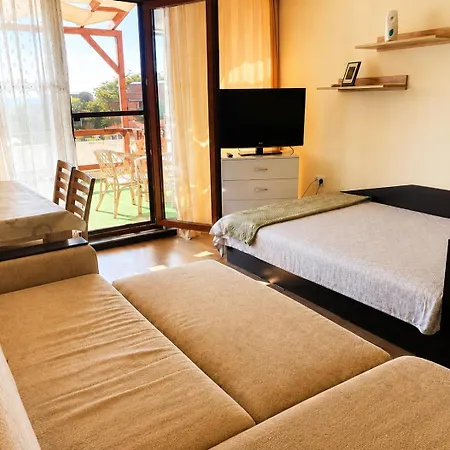 Real Day Apartment Balchik